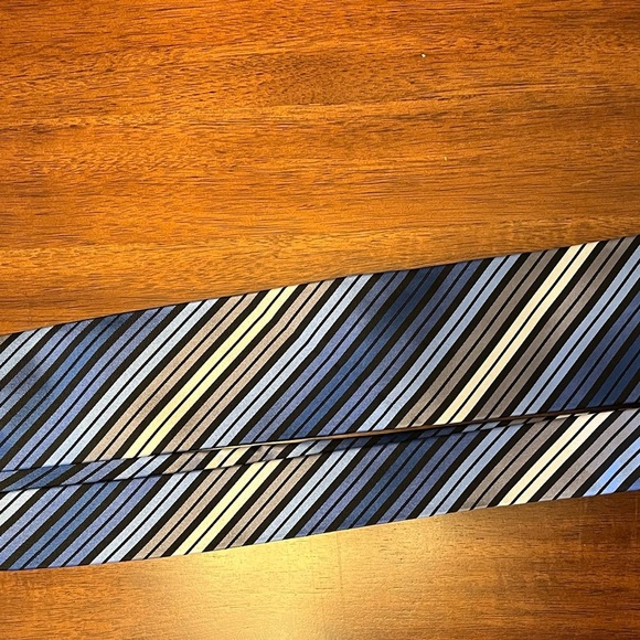 Joseph Feiss Striped Men's Tie 100% silk Blue and White - Picture 5 of 5